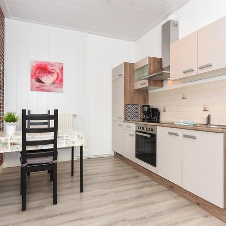 Ferienwohnungen Im Haus Waterkant Neuharlingersiel Eksteriør bilde