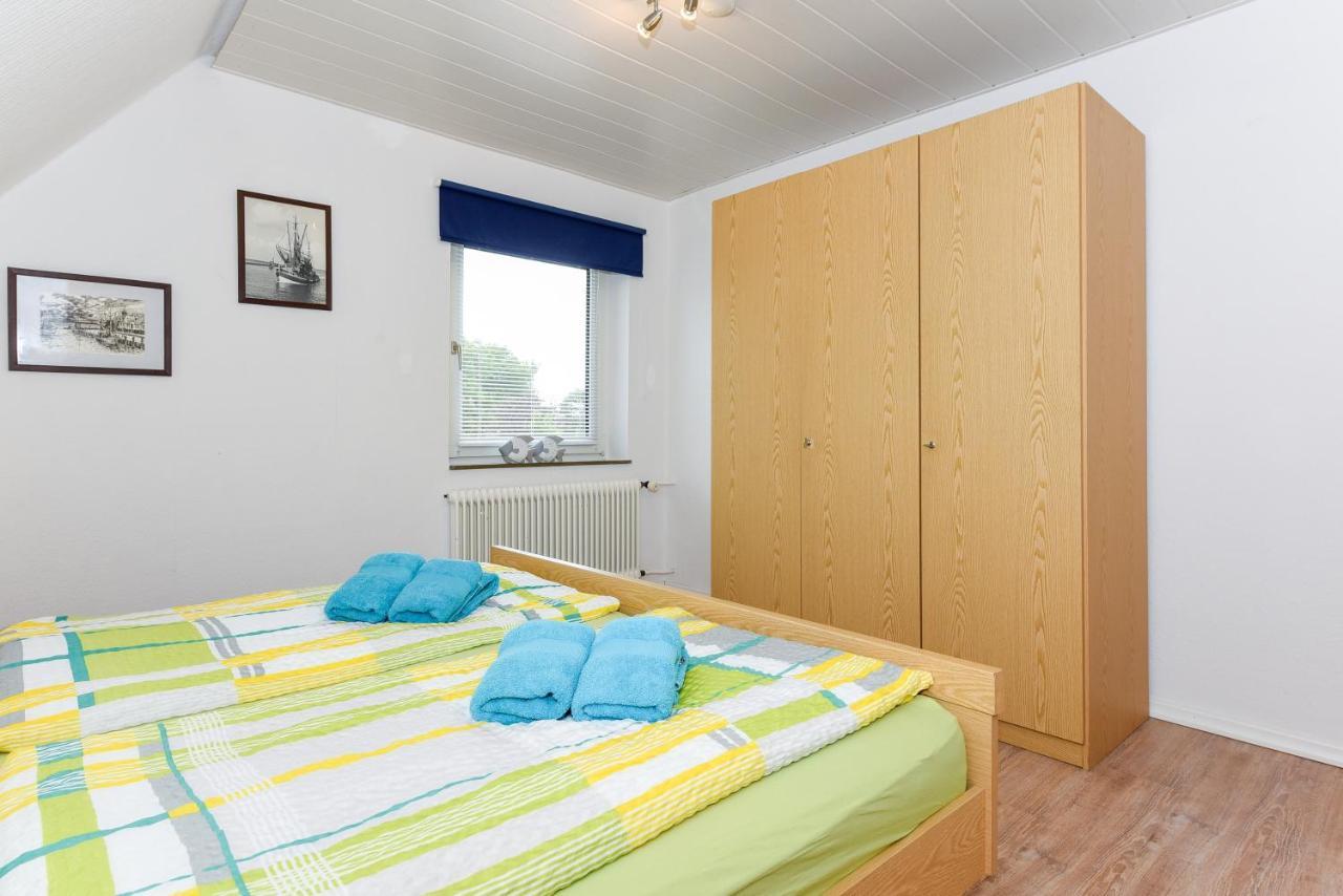 Ferienwohnungen Im Haus Waterkant Neuharlingersiel Eksteriør bilde