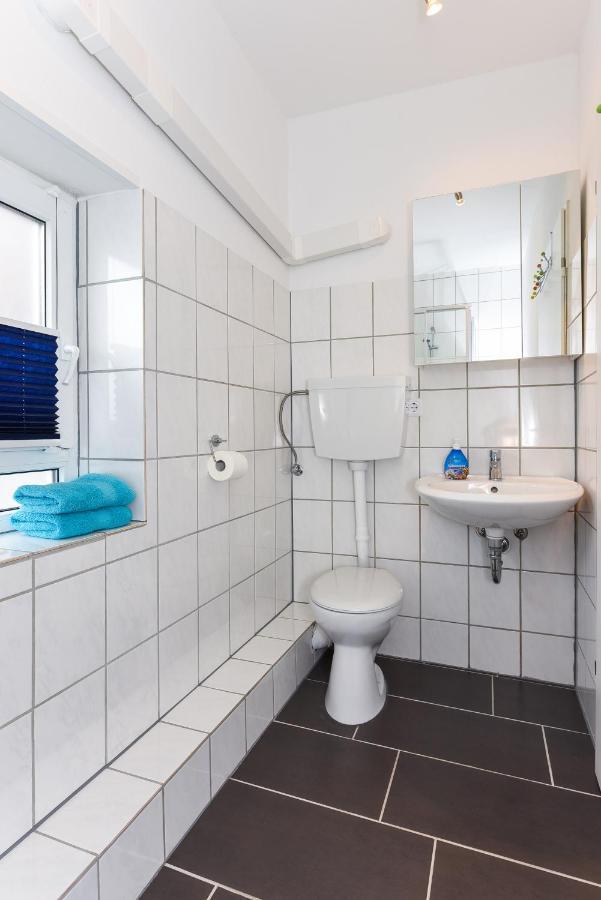 Ferienwohnungen Im Haus Waterkant Neuharlingersiel Eksteriør bilde